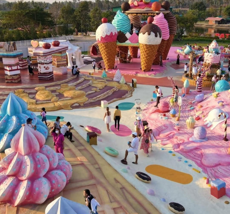 Ver aviso de uso de imágenes y contenido a pie de página.