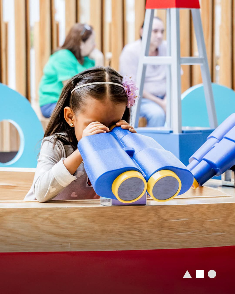 Ver aviso de uso de imágenes y contenido a pie de página.