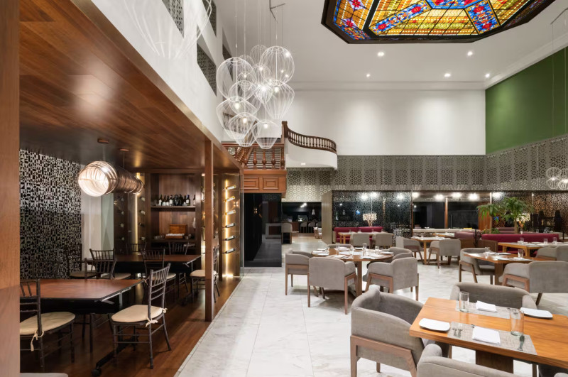 Ver aviso de uso de imágenes y contenido a pie de página.