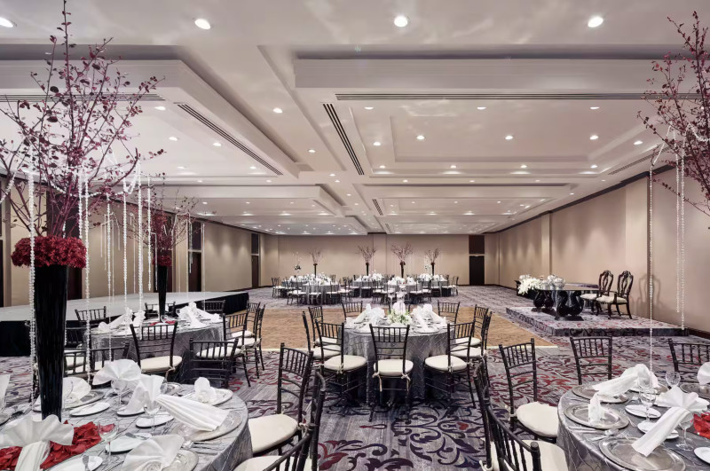 Ver aviso de uso de imágenes y contenido a pie de página.